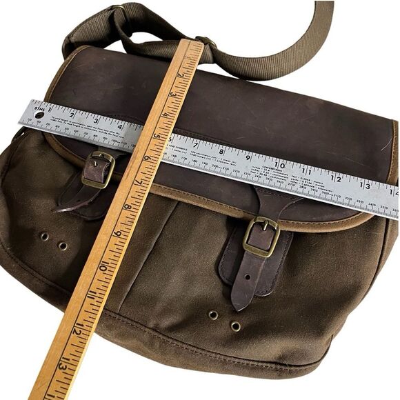 BARBOUR Wax Leather Tarras Bag Brown Messenger Bag Adjustable Strap UNISEX - Picture 4 of 7